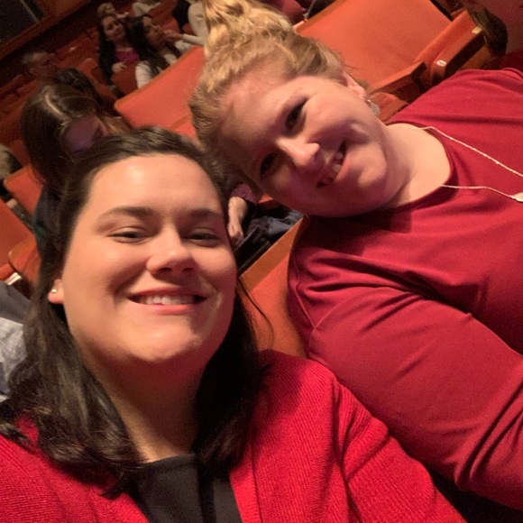 Meet your Posher, Jillian - Picture 1 of 1